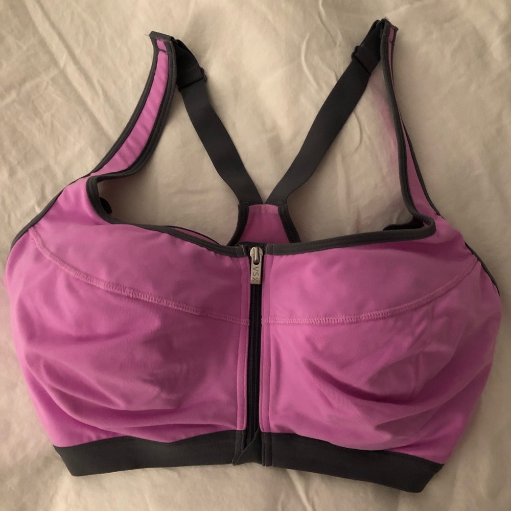 34DDD Victoria’s Secret Sports Bra